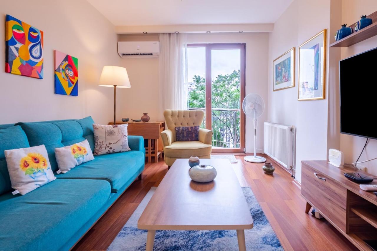 Pleasant Flat With Central Location In Sisli Istanbul Ngoại thất bức ảnh